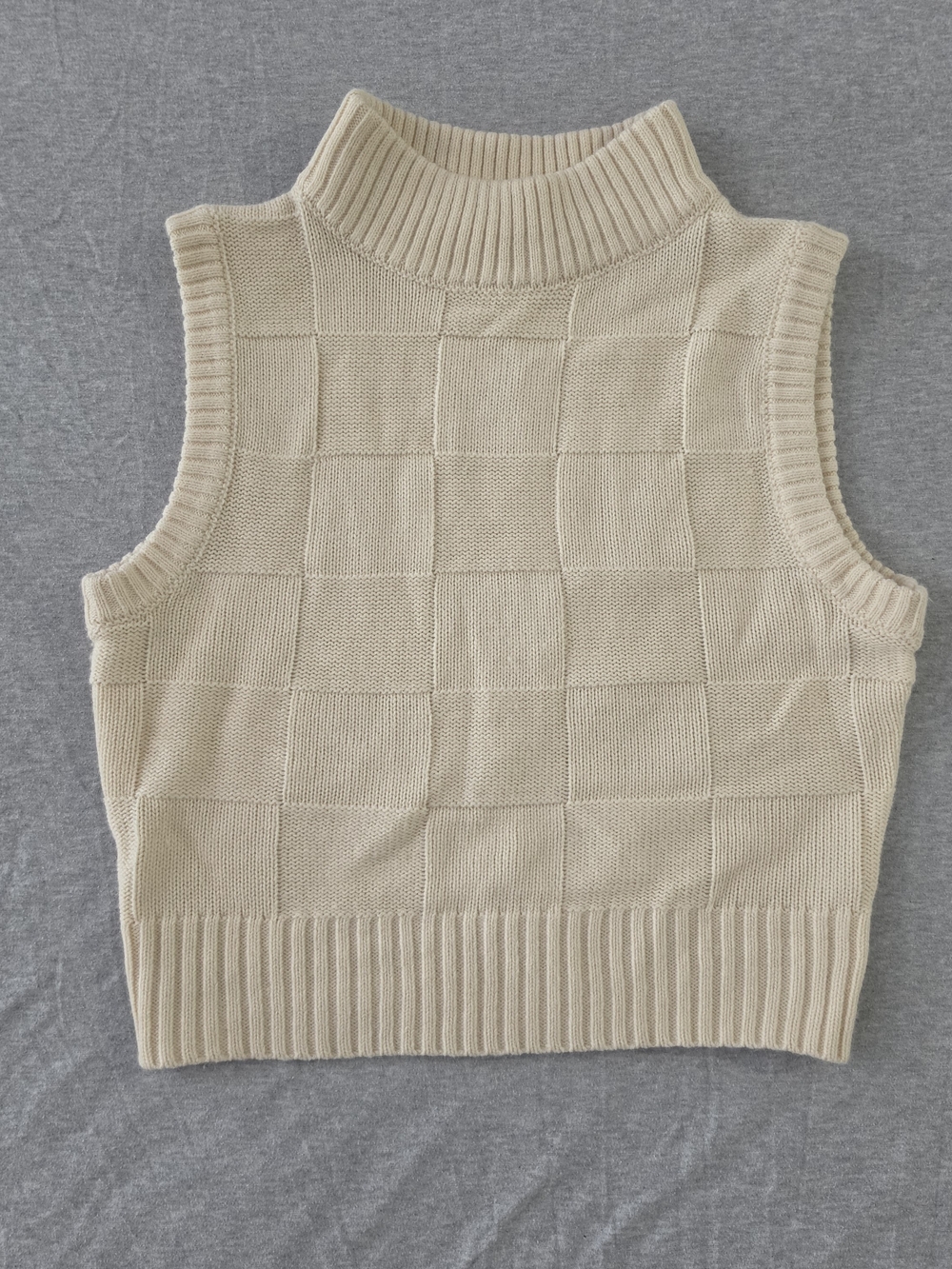 eye candy Cream Ribbed Knit Turtleneck Vest